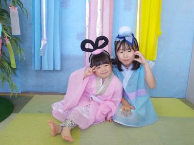 かわいい織姫様2人でピース